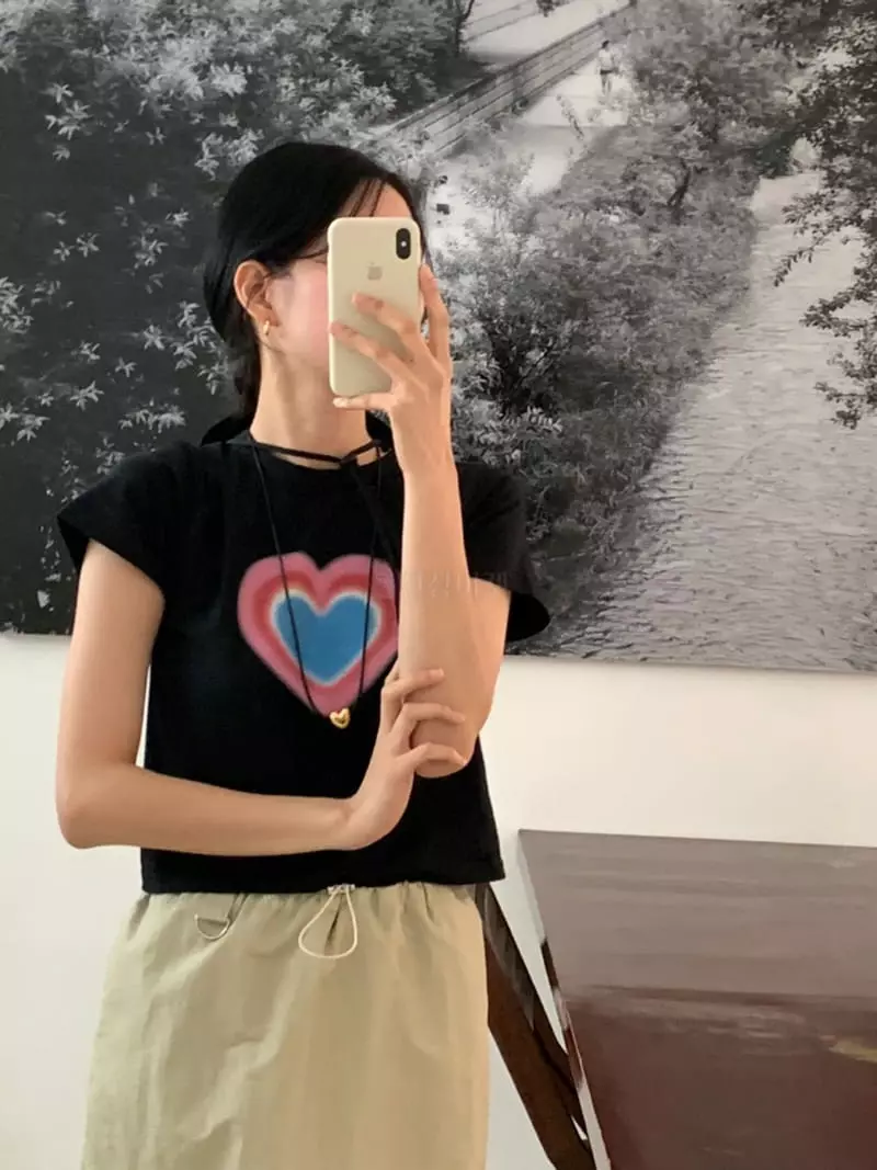 Goblin - Korean Women Fashion - #shopsmall - Gra Heart Tee - 8