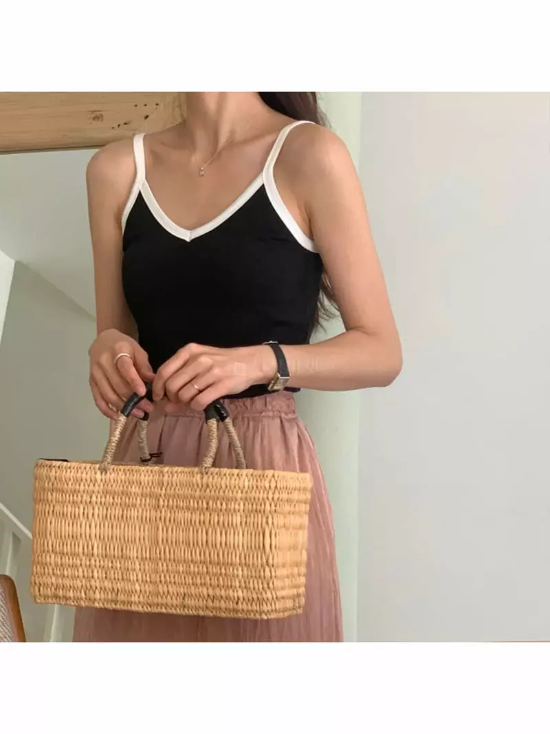 Gracia - Korean Women Fashion - #momslook - Pad Sleeveless - 10