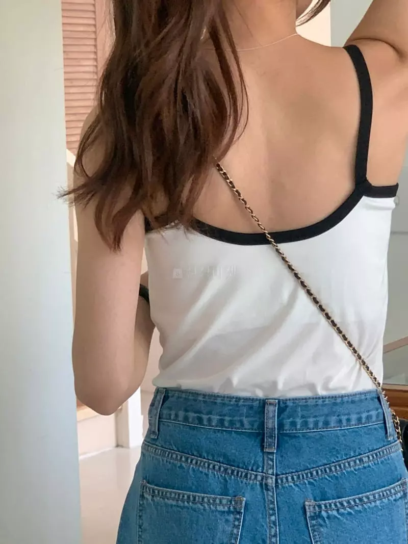 Gracia - Korean Women Fashion - #momslook - Pad Sleeveless - 6
