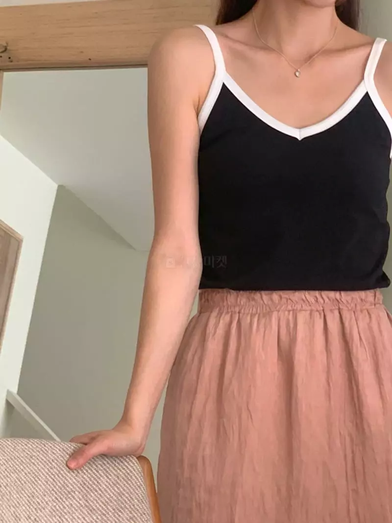 Gracia - Korean Women Fashion - #womensfashion - Pad Sleeveless - 11