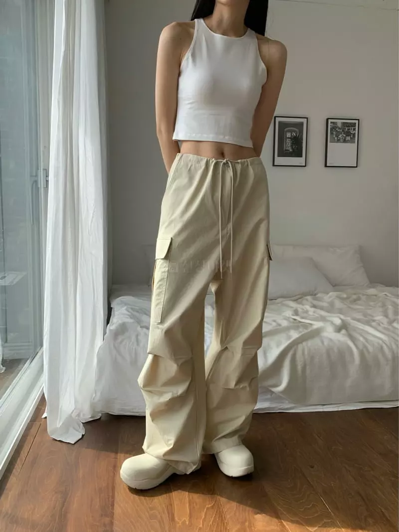 Greek - Korean Women Fashion - #momslook - Mini Lip Pants - 7