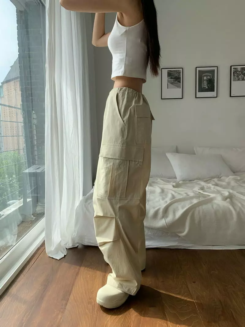 Greek - Korean Women Fashion - #womensfashion - Mini Lip Pants - 6