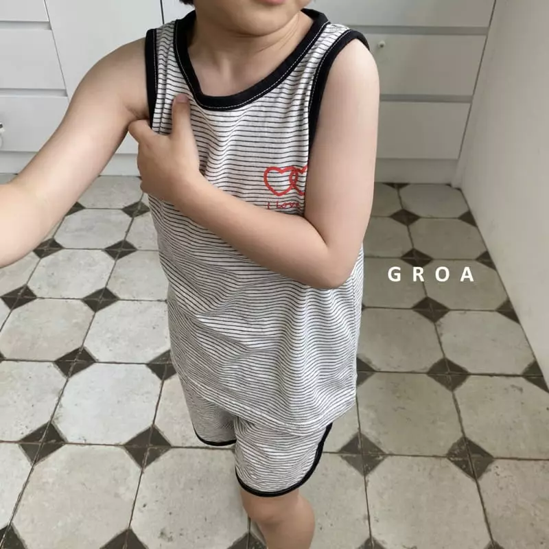 Groa - Korean Children Fashion - #magicofchildhood - Heart Sleeveless Top Bottom Set - 11