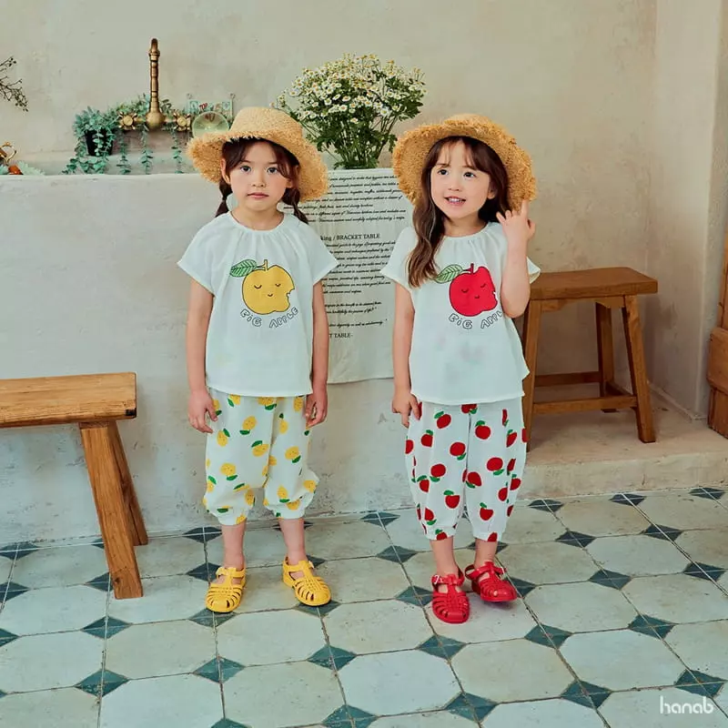 Hanab - Korean Children Fashion - #prettylittlegirls - Big Apple Top Bottom Set - 11