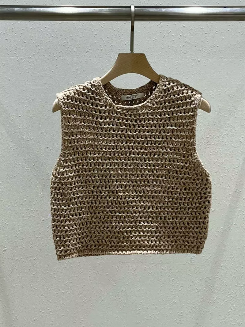 Hautte - Korean Women Fashion - #momslook - Mix Crop Vest - 3