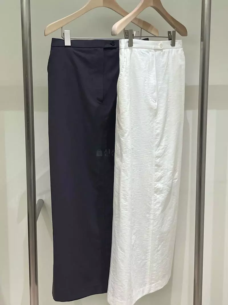 Hautte - Korean Women Fashion - #momslook - Maxy Skirt - 2