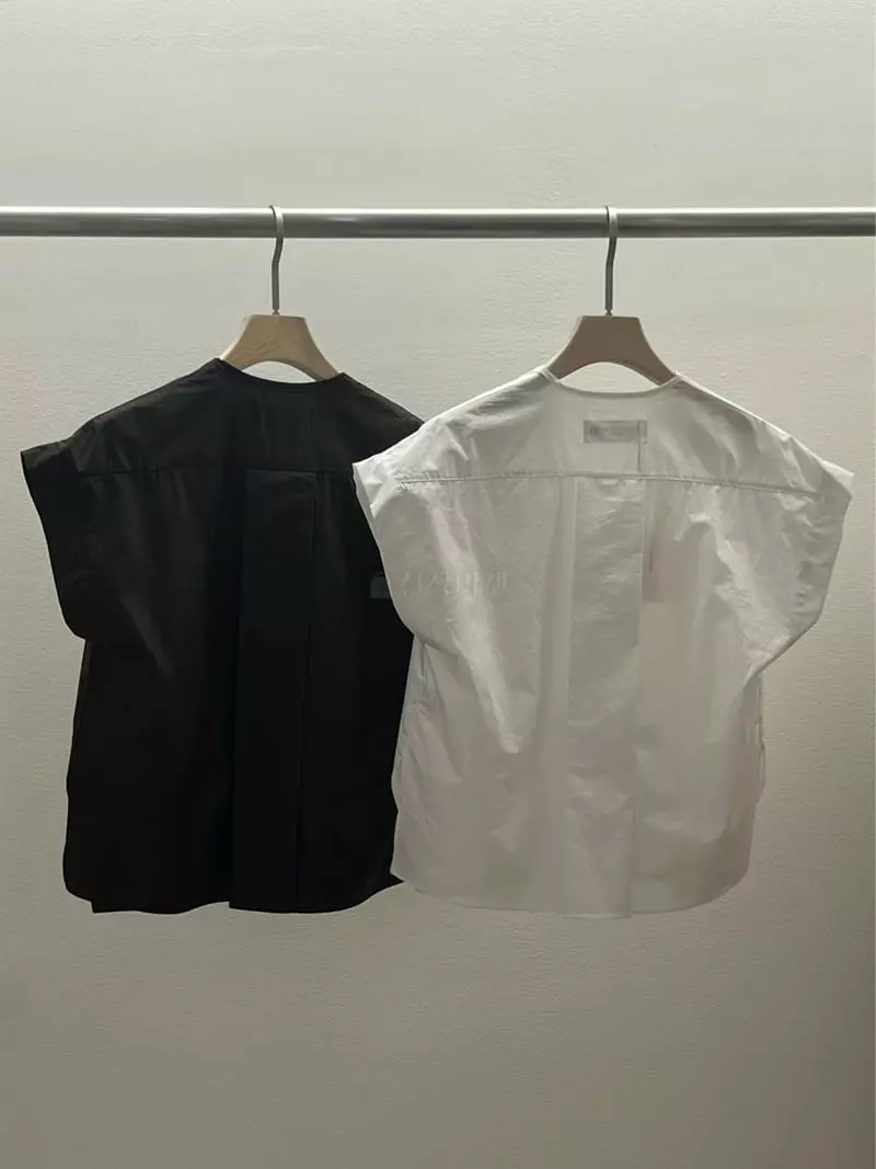 Hautte - Korean Women Fashion - #restrostyle - Wrap Sleeveless Blouse - 5