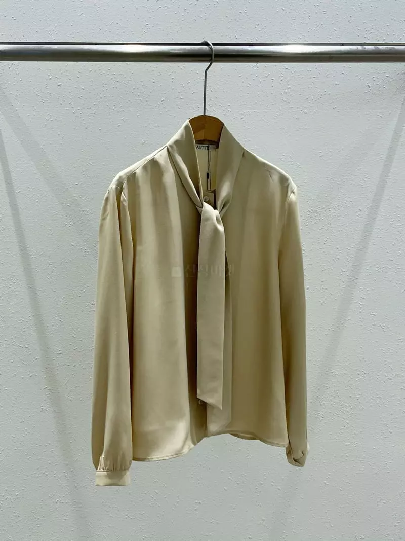 Hautte - Korean Women Fashion - #restrostyle - New Tie Blouse - 3