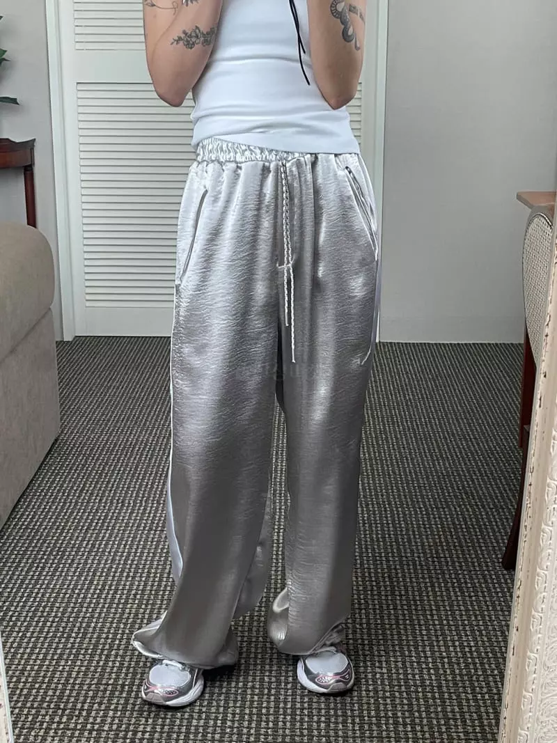 Kare - Korean Women Fashion - #momslook - Shinning Pants - 4