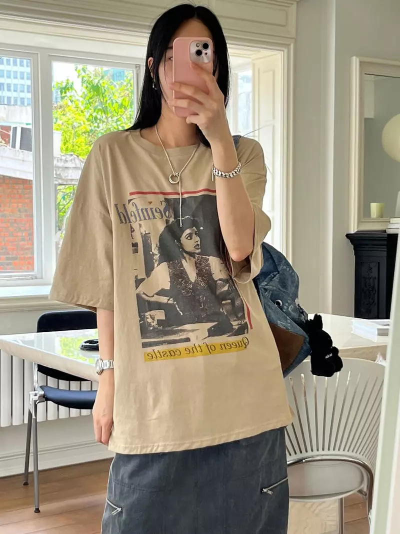 Kare - Korean Women Fashion - #restrostyle - Sen Tee - 11