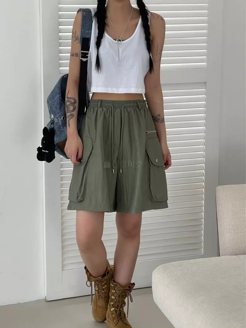 Kare - Korean Women Fashion - #vintageinspired - Flat Shorts - 2