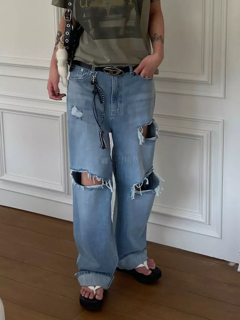Kare - Korean Women Fashion - #vintageinspired - Summer Jeans - 12