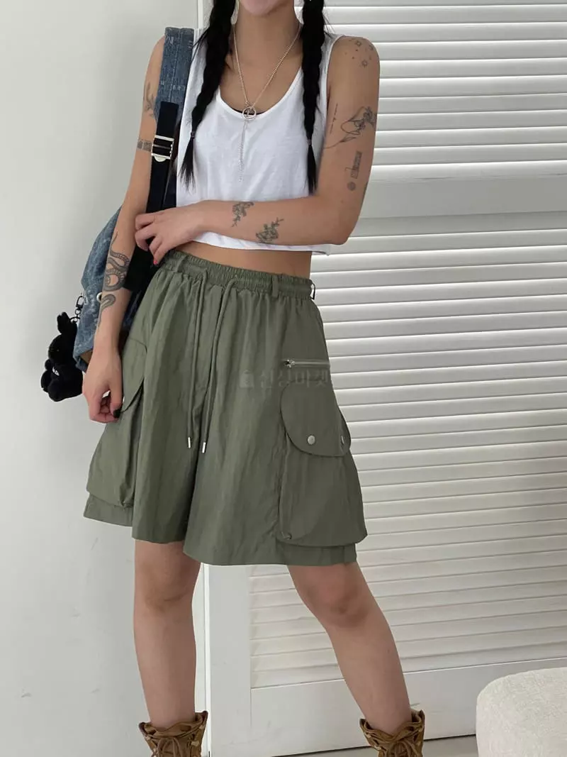Kare - Korean Women Fashion - #vintagekidsstyle - Flat Shorts - 3