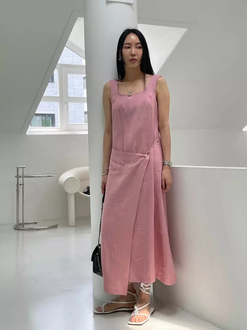 Kare - Korean Women Fashion - #vintagekidsstyle - Buckle One-piece - 6