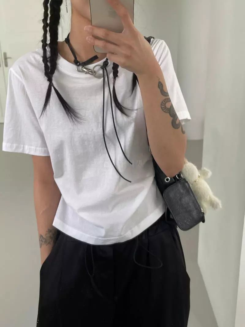 Kare - Korean Women Fashion - #womensfashion - Urban Tee - 2