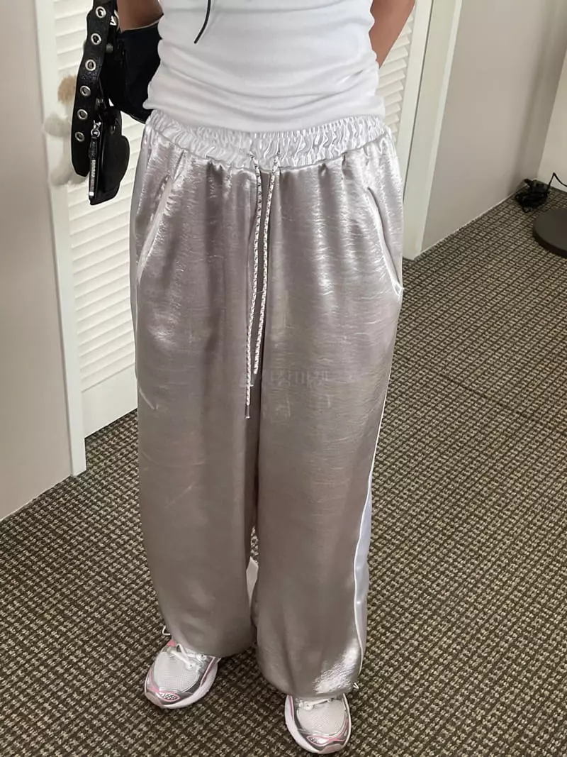 Kare - Korean Women Fashion - #womensfashion - Shinning Pants - 2