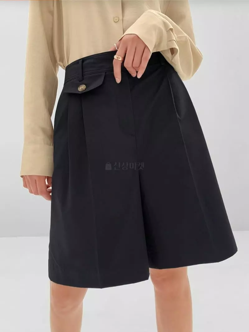 Lamerei - Korean Women Fashion - #momslook - Bumuda Pants