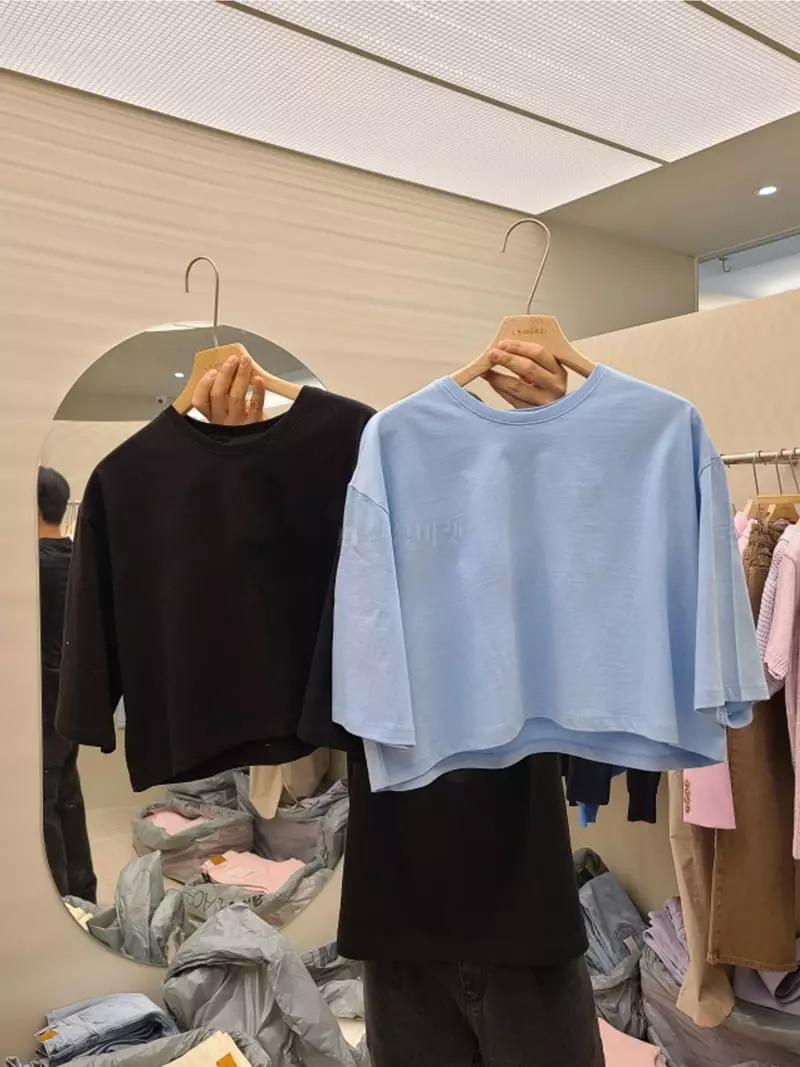 Lamerei - Korean Women Fashion - #womensfashion - Loose Fit Crop Tee