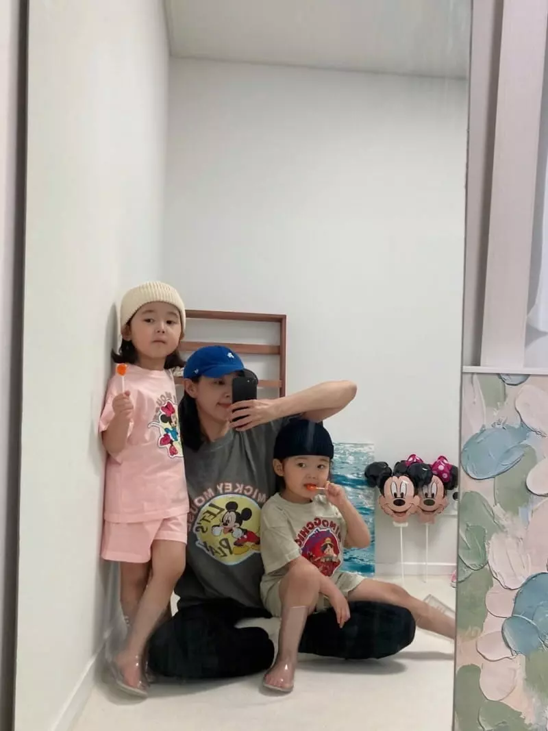 Little Rabbit - Korean Women Fashion - #restrostyle - Party Dad Tee - 3