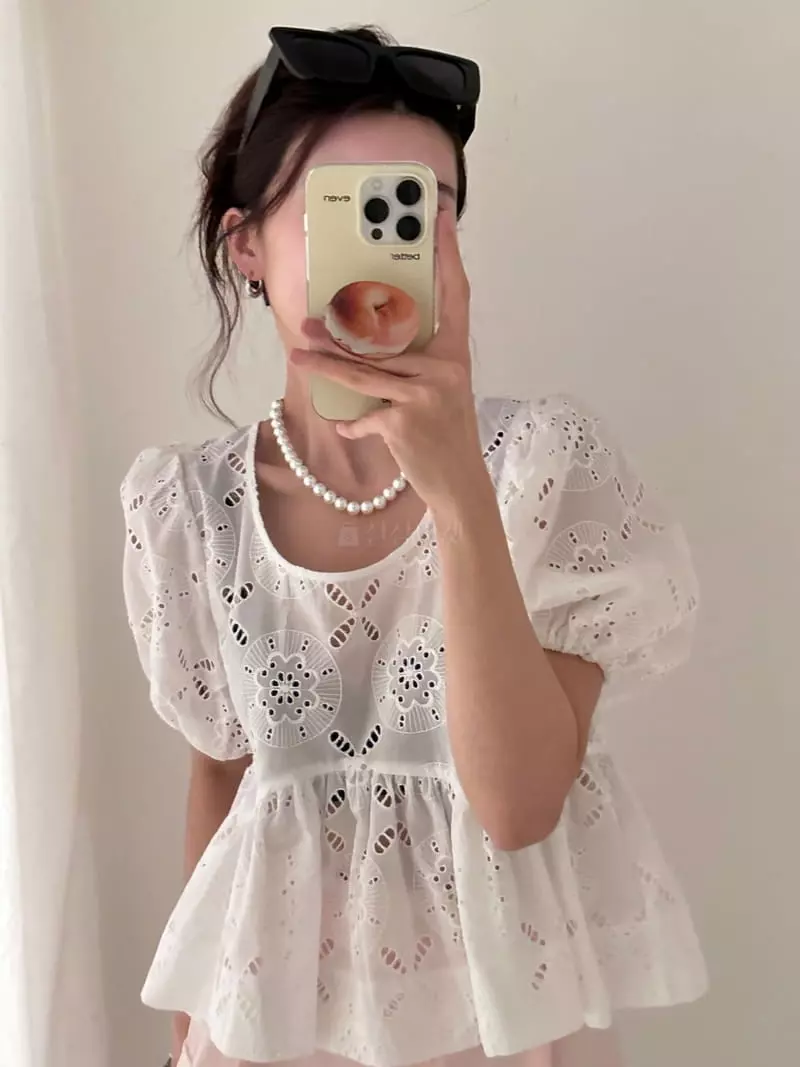 Lumiple - Korean Women Fashion - #momslook - Flower Blouse - 3