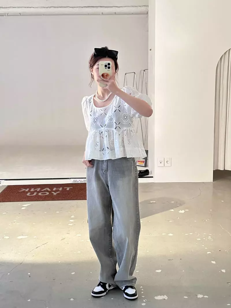 Lumiple - Korean Women Fashion - #momslook - Flower Blouse - 7