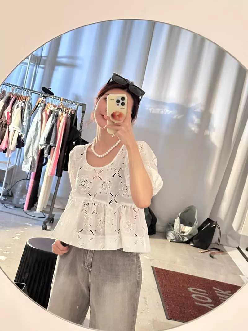Lumiple - Korean Women Fashion - #momslook - Flower Blouse - 9
