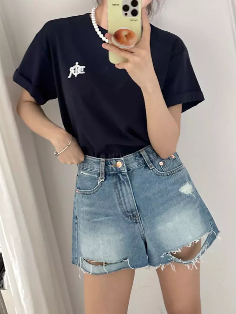 Lumiple - Korean Women Fashion - #momslook - Patch Tee - 10