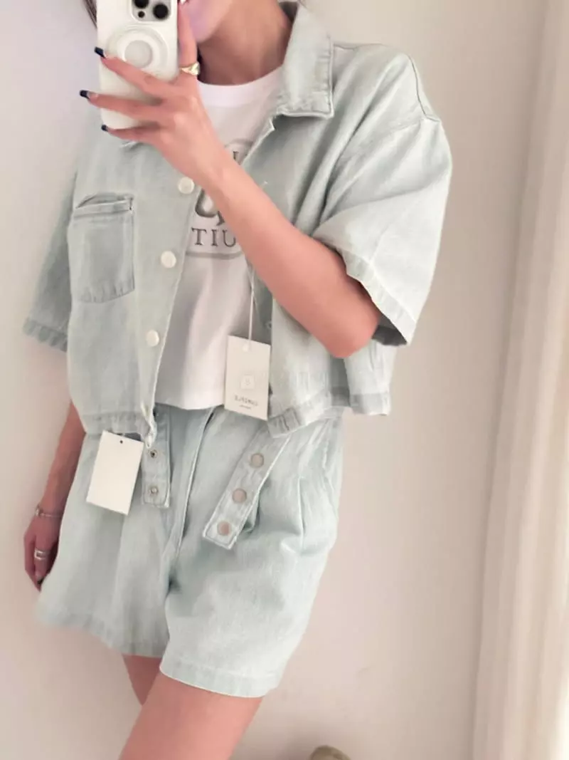 Lumiple - Korean Women Fashion - #thelittlethings - 6556 Ma Denim Belt Shorts - 7