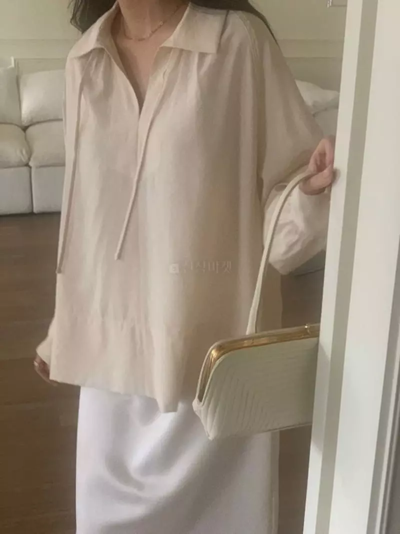 Milui - Korean Women Fashion - #momslook - Cur Blouse - 2