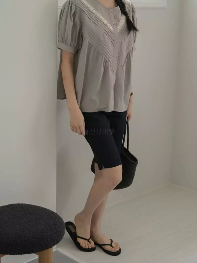 Milui - Korean Women Fashion - #vintageinspired - Nunu Blouse - 2