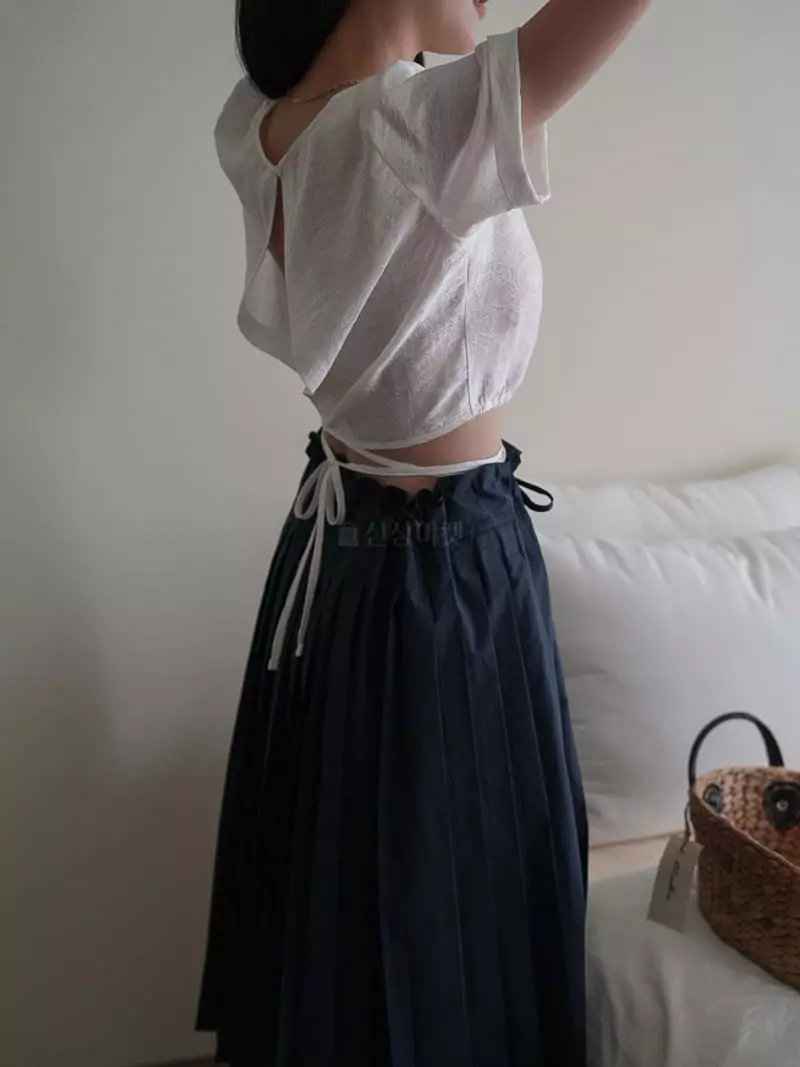 Milui - Korean Women Fashion - #womensfashion - Tena Blouse - 11