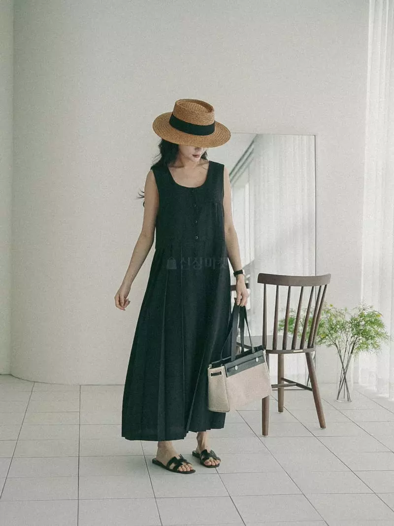 Milui - Korean Women Fashion - #womensfashion - Lyn One-piece - 11