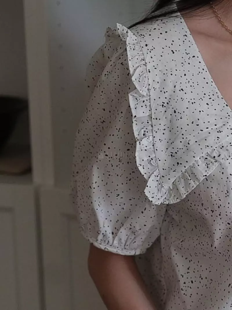 Milui - Korean Women Fashion - #momslook - Ditton Blouse - 4