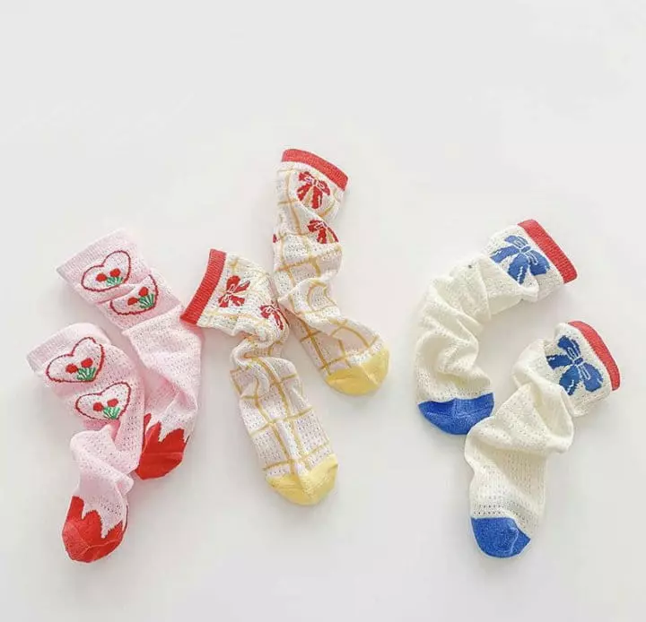 Miso - Korean Children Fashion - #childrensboutique - Heart Ribbon Socks - 2