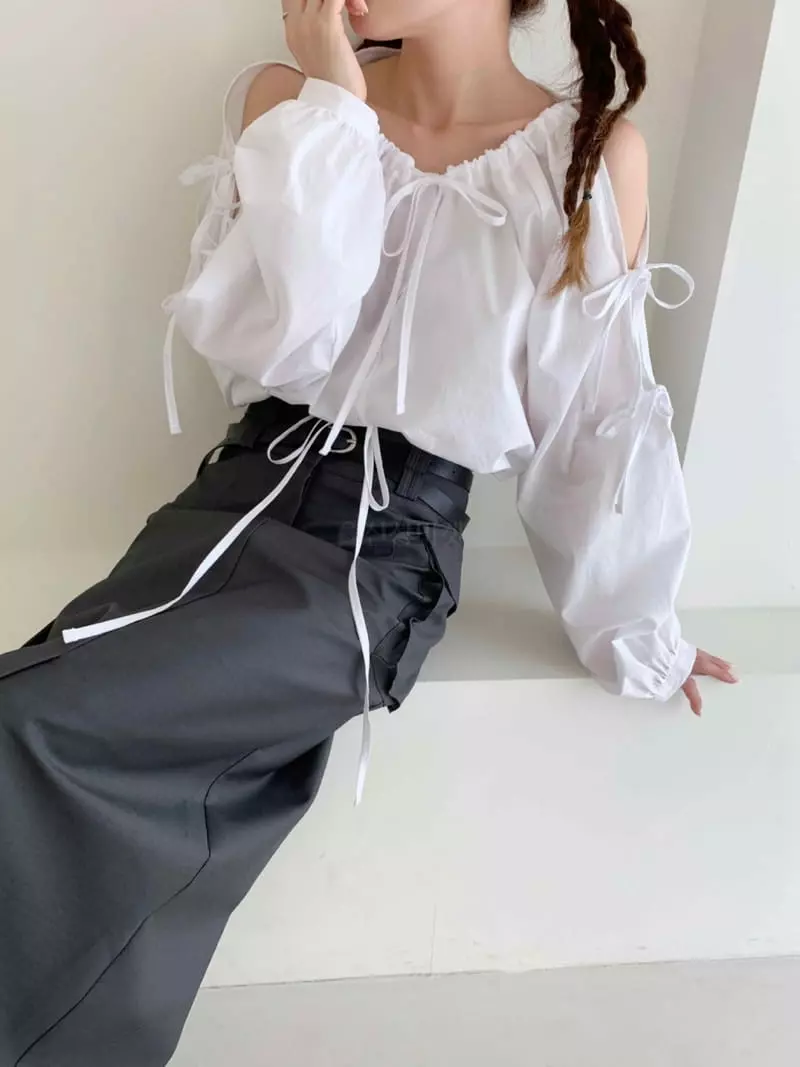 More Than - Korean Women Fashion - #momslook - Cotton Ribbon Blouse - 3