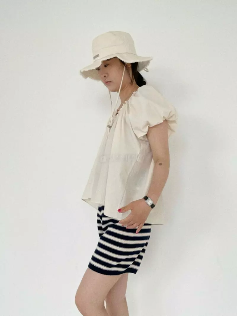Oli Seoul - Korean Women Fashion - #momslook - Ivory Sugar Blouse - 4