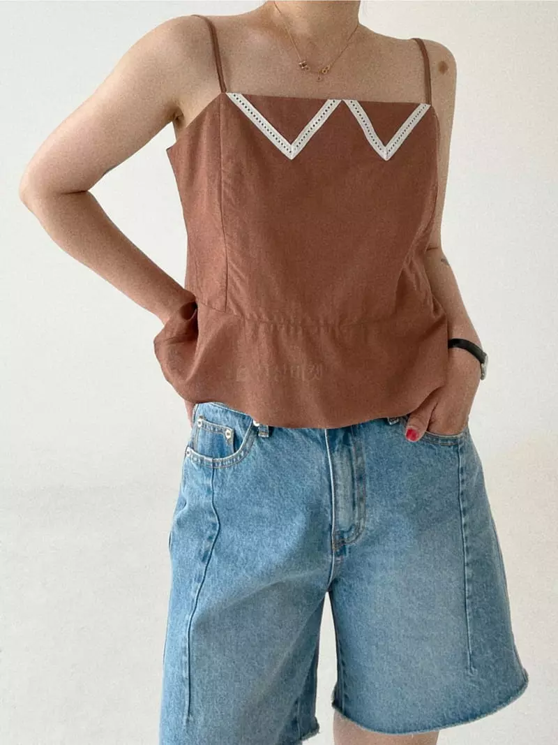 Oli Seoul - Korean Women Fashion - #momslook - Brown Sleeveless Blouse - 2