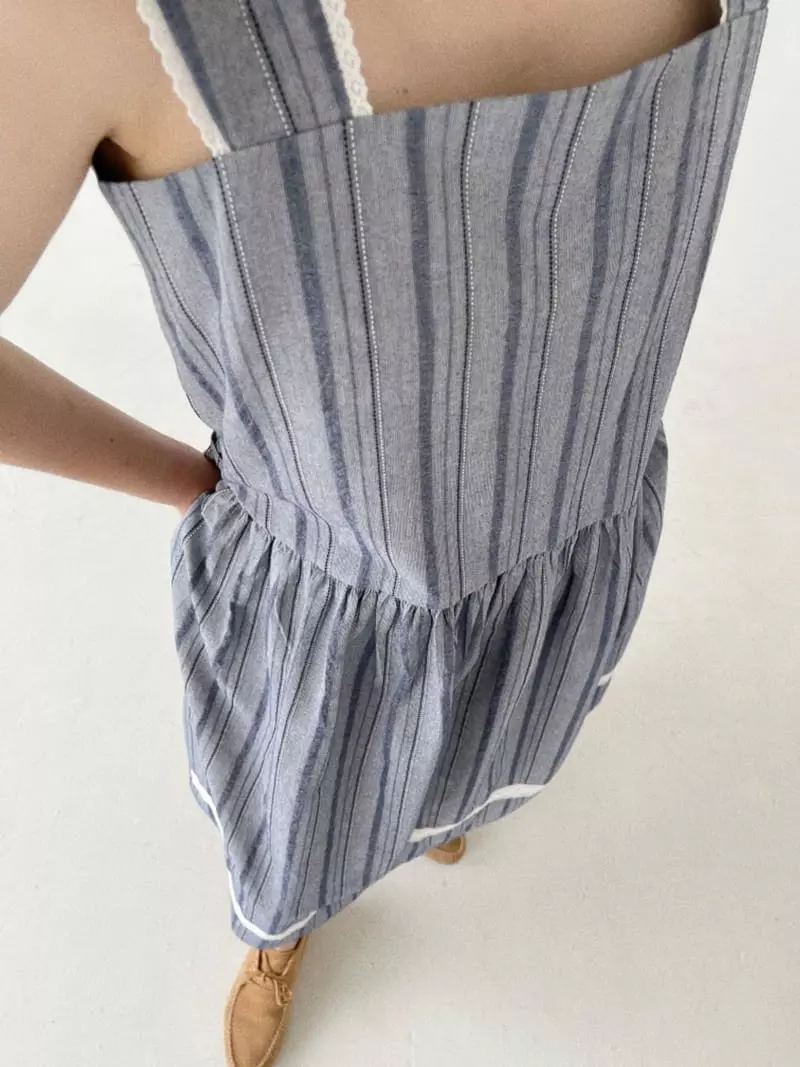 Oli Seoul - Korean Women Fashion - #momslook - Denim Daisy One-piece - 11