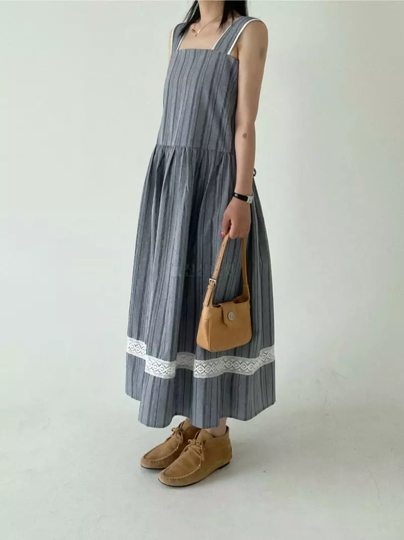 Oli Seoul - Korean Women Fashion - #momslook - Denim Daisy One-piece - 9