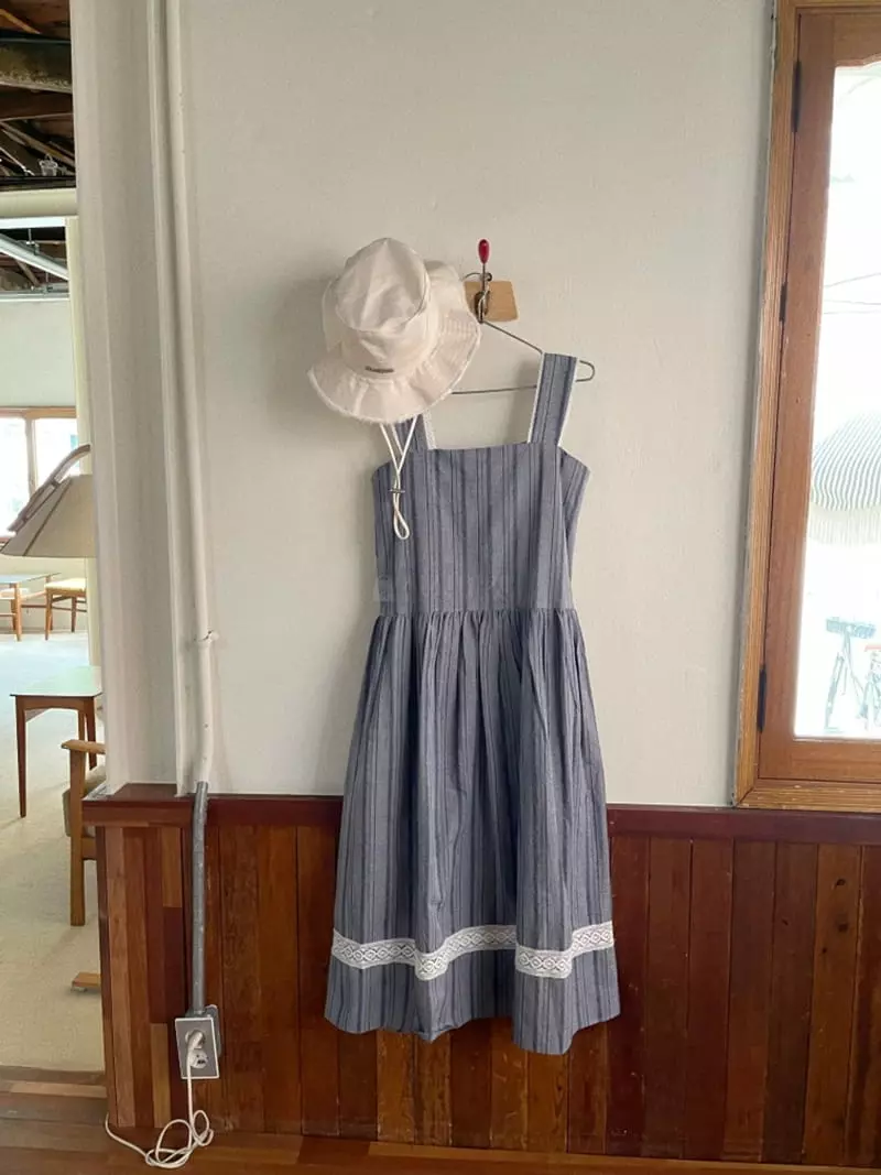 Oli Seoul - Korean Women Fashion - #romanticstyle - Denim Daisy One-piece - 3