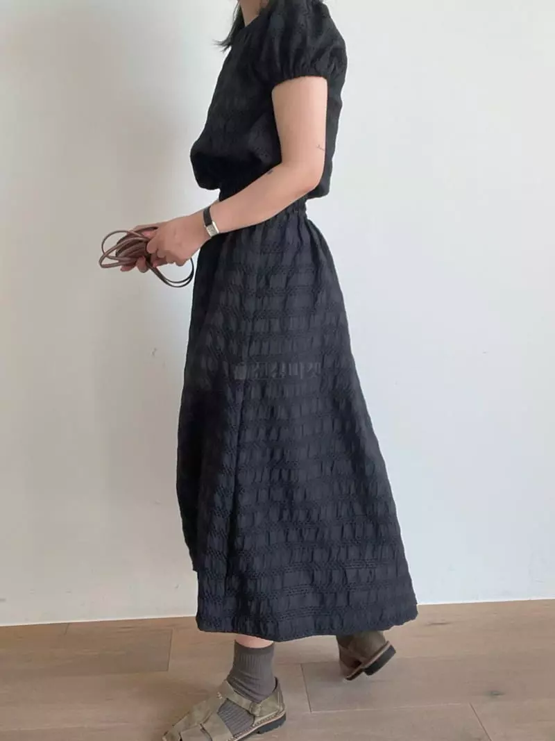 Oli Seoul - Korean Women Fashion - #vintageinspired - Sujan Black Two Piece - 11