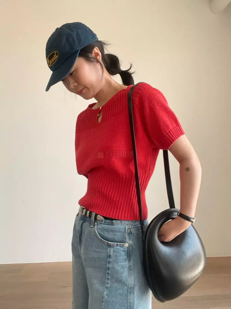 Oli Seoul - Korean Women Fashion - #womensfashion - Red Anna Slit Knit Tee - 6