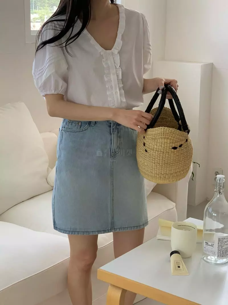Ovu - Korean Women Fashion - #momslook - 424 Mini Denim Skirt