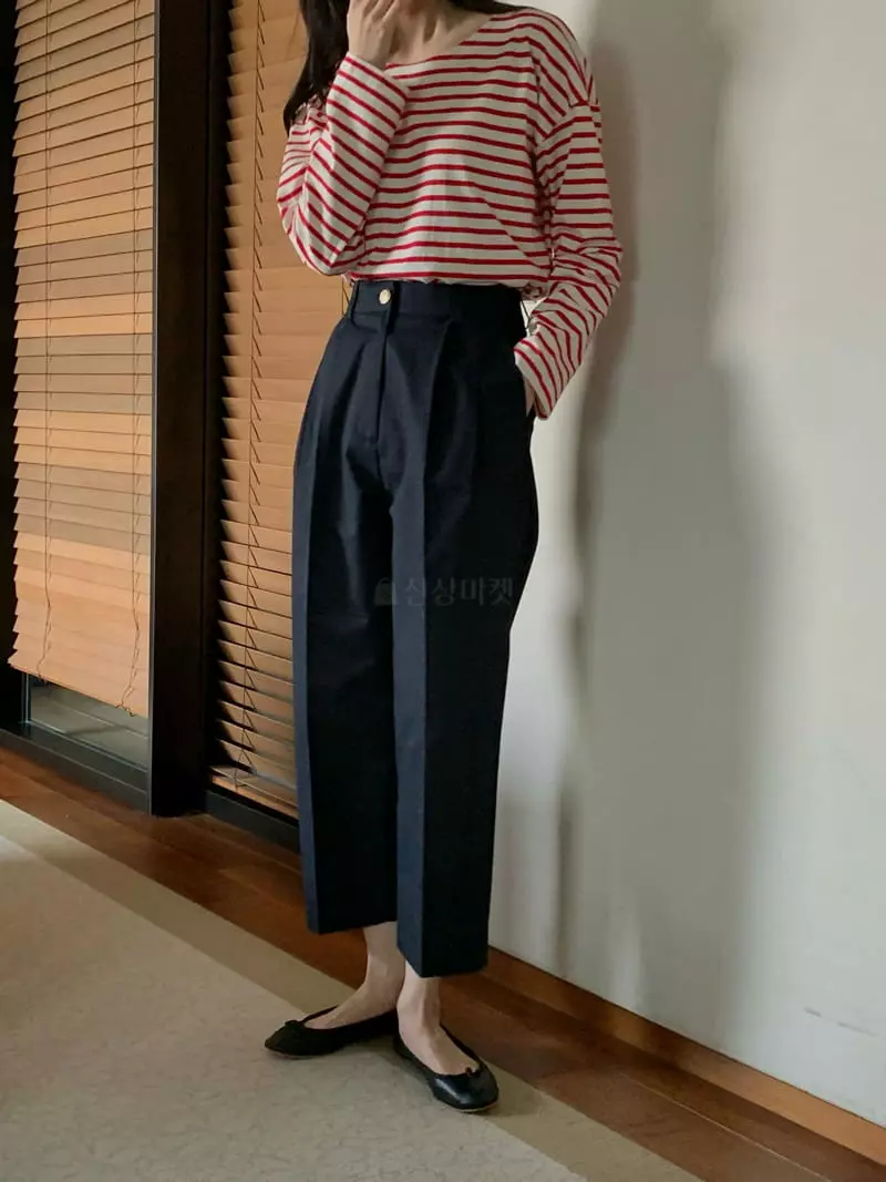 Ovu - Korean Women Fashion - #restrostyle - Gold Button Pants - 10