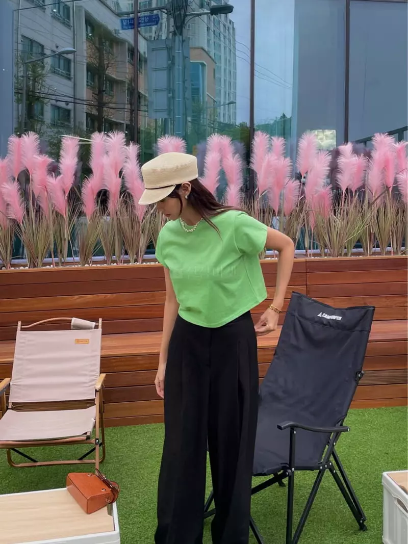 Pablored - Korean Women Fashion - #momslook - Len Crop Tee