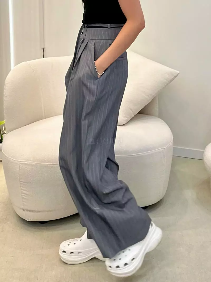 Pablored - Korean Women Fashion - #womensfashion - Belted Stripes Pants - 2