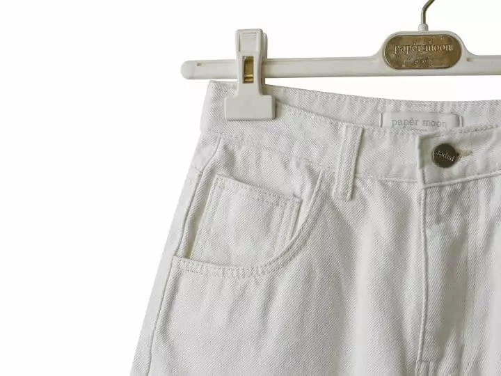 Paper Moon - Korean Women Fashion - #pursuepretty - Cut Out Jeans - 8