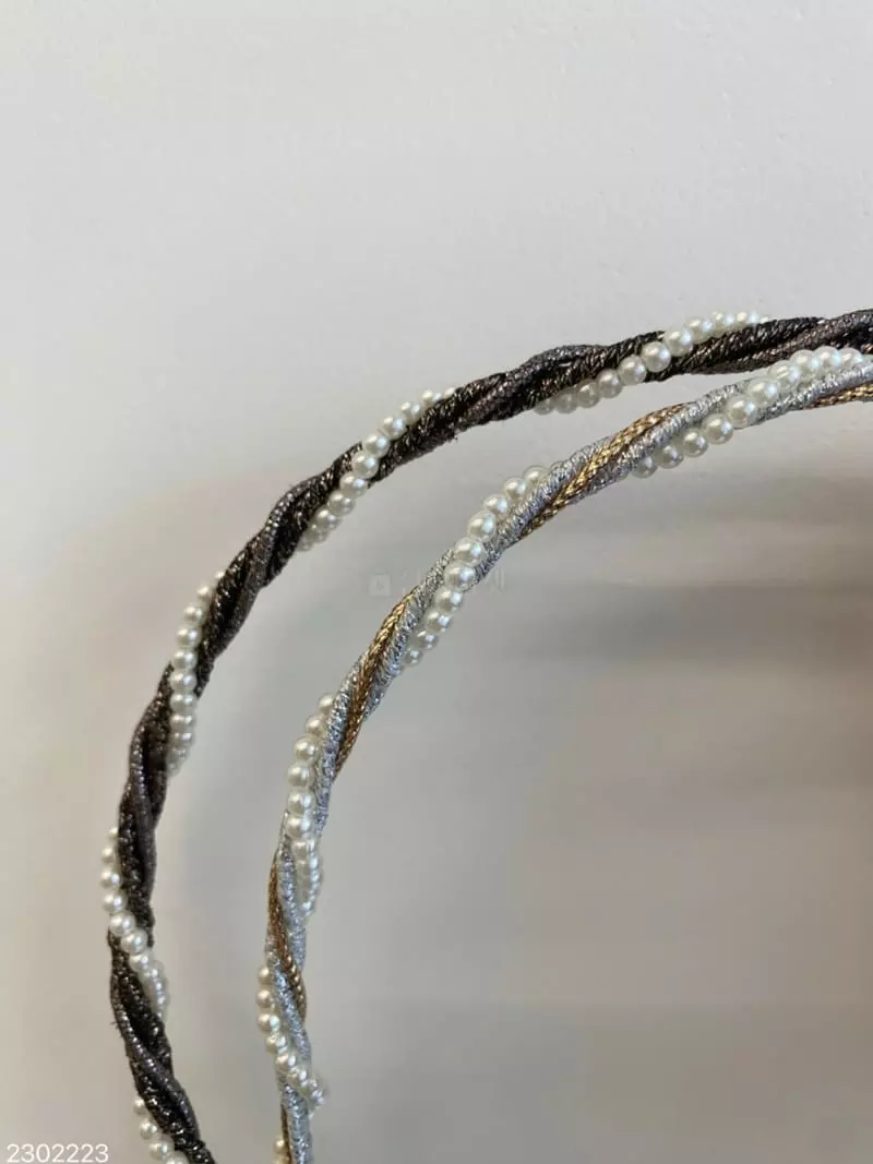 Reina - Korean Women Fashion - #momslook - 2302223 Line Pearl Hairband