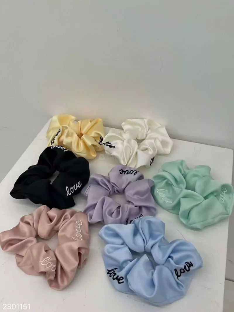 Reina - Korean Women Fashion - #momslook - 2301151 LOVE Hairring