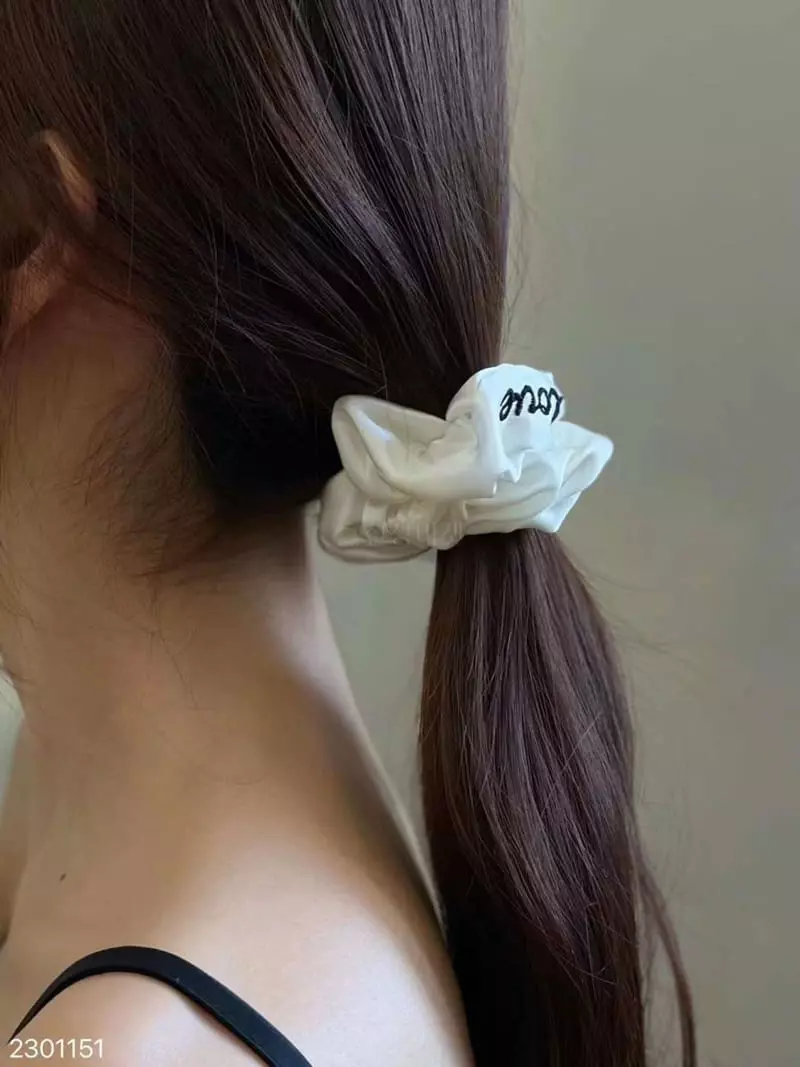 Reina - Korean Women Fashion - #momslook - 2301151 LOVE Hairring - 3